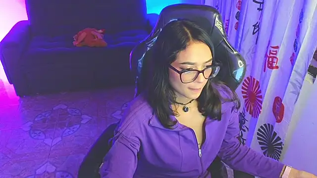Snapshot of Gia_flame_ chatting on 09/19/25, 03:19 Gia flame  online show from 09/19/25, 03:19