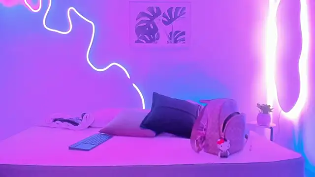 Emilywillis8 online show from 11/14/25, 03:38