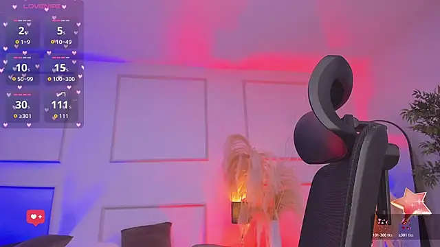 Emilywillis8 online show from 11/24/25, 01:11