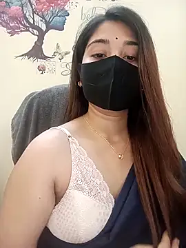 midnightmuse-03 online show from 10/18/25, 12:02