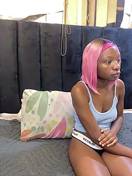 SexyPetitex25 online show from 03/23/26, 07:07