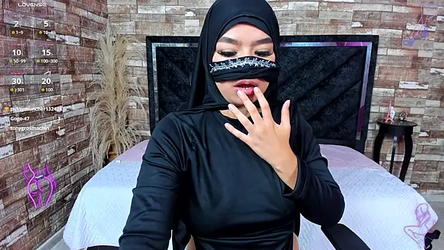 Amal Bakir online show from 11/30/25, 12:47