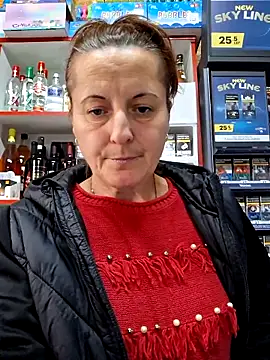 Fluturas2 online show from 10/28/25, 02:31