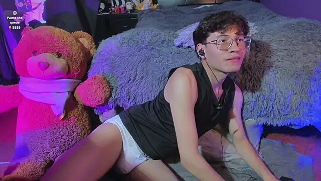 Lunarie  online show from 03/07/26, 02:19