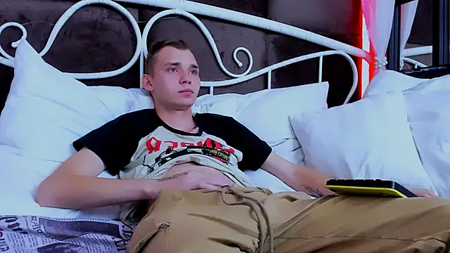 Snapshot of TimBlaks chatting on 09/20/25, 08:54 TimBlaks online show from 09/20/25, 08:54