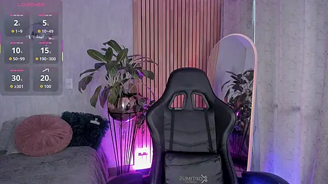 emma       online show from 11/12/25, 08:30