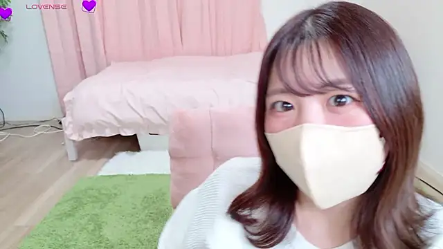 Snapshot of Haru_chiii chatting on 11/23/25, 11:10 Haru chiii online show from 11/23/25, 11:10