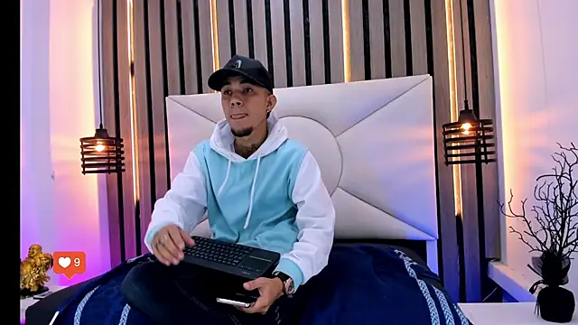 tattoos22 online show from 11/15/25, 01:07