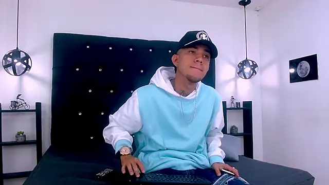 tattoos22 online show from 11/17/25, 12:22