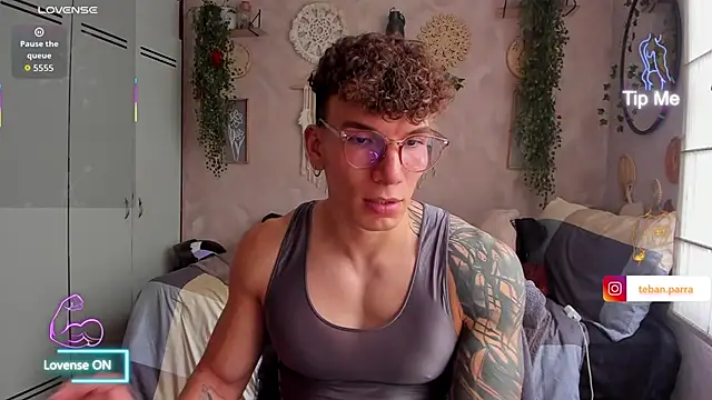 estebandi do online show from 02/04/26, 08:25