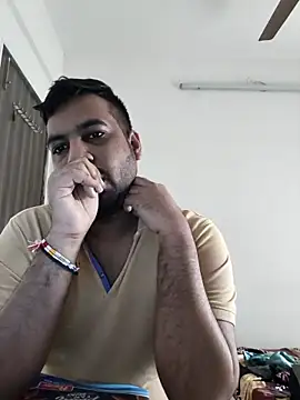 Snapshot of vinay_smalldick chatting on 12/05/25, 01:58 vinay smalldick online show from 12/05/25, 01:58