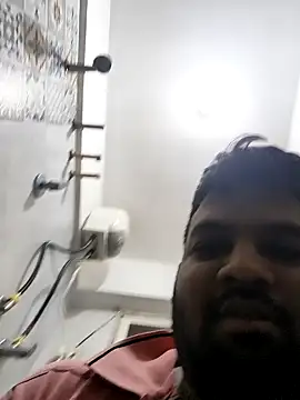 Snapshot of vinay_smalldick chatting on 12/17/25, 01:00 vinay smalldick online show from 12/17/25, 01:00