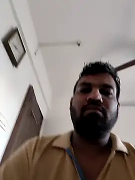 Snapshot of vinay_smalldick chatting on 12/21/25, 02:41 vinay smalldick online show from 12/21/25, 02:41