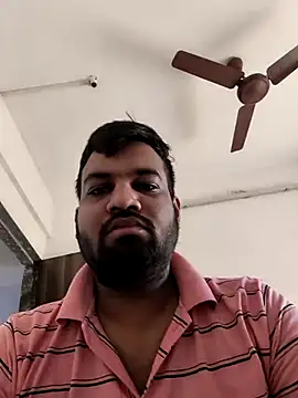 Snapshot of vinay_smalldick chatting on 12/23/25, 03:26 vinay smalldick online show from 12/23/25, 03:26