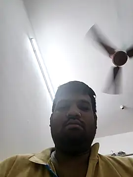 Snapshot of vinay_smalldick chatting on 01/13/26, 11:43 vinay smalldick online show from 01/13/26, 11:43