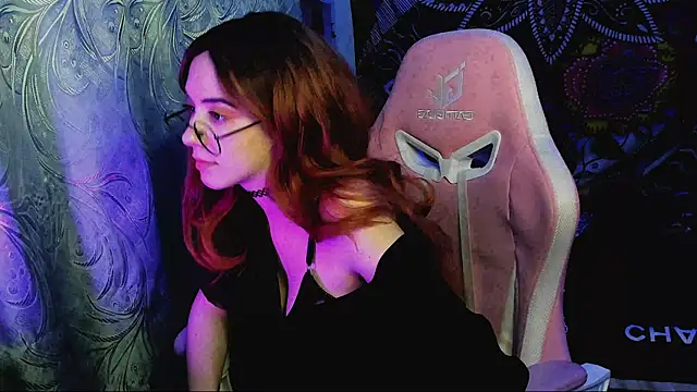 mona fly online show from 04/19/26, 06:10