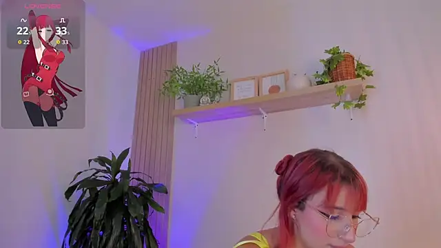 Cristalfoxy  online show from 02/12/26, 07:31