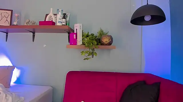 Cristalfoxy  online show from 03/20/26, 07:52