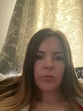 Snapshot of SexyLoLoUK chatting on 10/10/25, 07:07 SexyLoLoUK online show from 10/10/25, 07:07