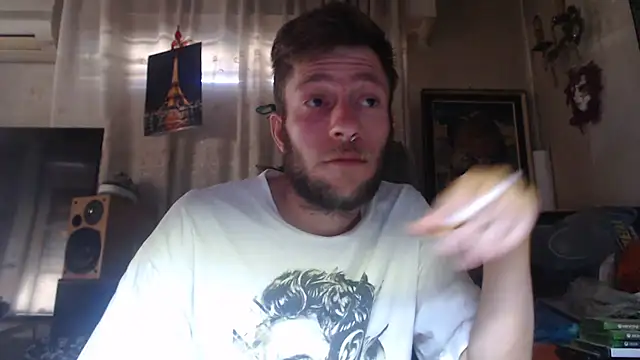 Snapshot of Tsouk97 chatting on 09/20/25, 02:40 Tsouk97 online show from 09/20/25, 02:40