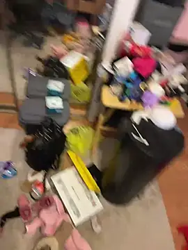 hotgirlkk1 online show from 04/16/26, 06:19