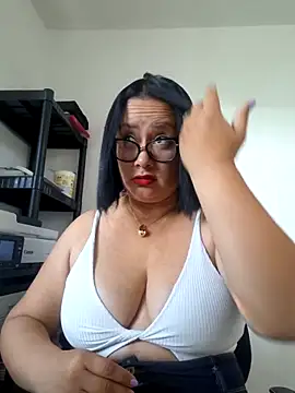 Snapshot of Milagros-hot chatting on 10/15/25, 01:22 Milagros-hot online show from 10/15/25, 01:22