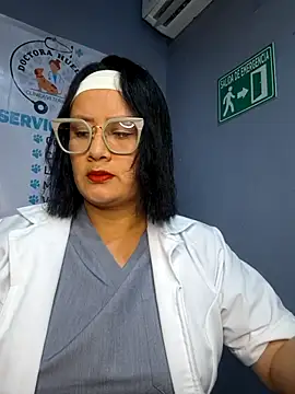Snapshot of Milagros-hot chatting on 10/23/25, 04:45 Milagros-hot online show from 10/23/25, 04:45