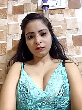Snapshot of QUEEN-ADITI chatting on 09/14/25, 01:10 QUEEN-ADITI online show from 09/14/25, 01:10