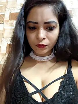 Snapshot of QUEEN-ADITI chatting on 09/26/25, 02:54 QUEEN-ADITI online show from 09/26/25, 02:54