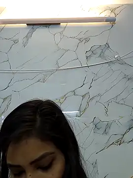 QUEEN-ADITI online show from 02/11/26, 04:34