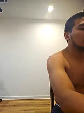 Snapshot of thathotmexican chatting on 11/11/25, 12:10 thathotmexican online show from 11/11/25, 12:10