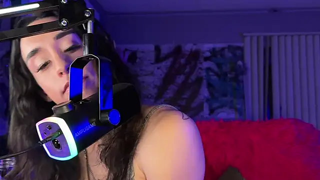 xoFrankie online show from 04/07/26, 03:18