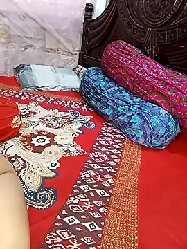 Snapshot of Tanisha-Chy chatting on 11/29/25, 05:10 Tanisha-Chy online show from 11/29/25, 05:10