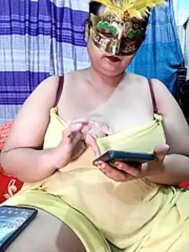 Snapshot of Tanisha-Chy chatting on 05/05/26, 06:05 Tanisha-Chy online show from 05/05/26, 06:05