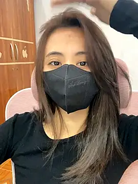 Mochi21 online show from 11/17/25, 04:07