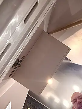 Snapshot of sergik- chatting on 10/28/25, 05:55 sergik- online show from 10/28/25, 05:55