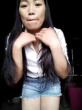 susu-00 online show from 09/15/25, 02:22