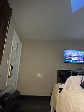 CinnaCakesss online show from 04/03/26, 08:01