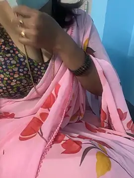 Snapshot of monal_95 chatting on 02/07/26, 02:32 monal 95 online show from 02/07/26, 02:32