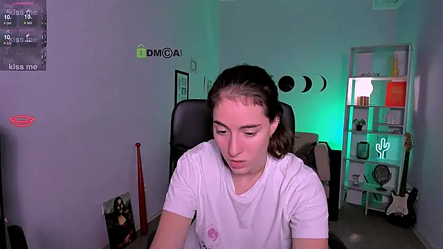 khloebeauty online show from 12/03/25, 08:18