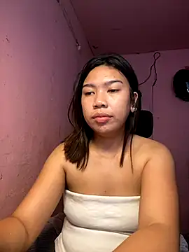 Snapshot of aniya_04 chatting on 10/23/25, 02:44 aniya 04 online show from 10/23/25, 02:44
