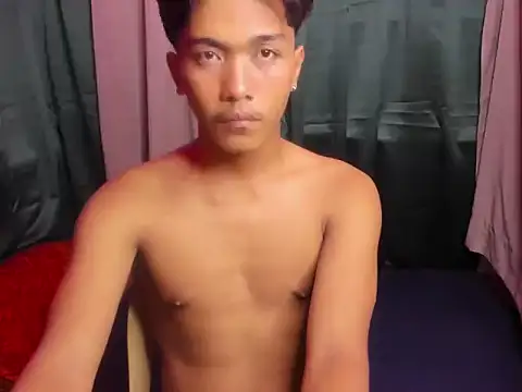 chris hot asian loverboy online show from 02/09/26, 09:13