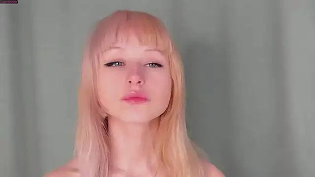 Snapshot of MarciDarugar chatting on 09/20/25, 04:52 MarciDarugar online show from 09/20/25, 04:52