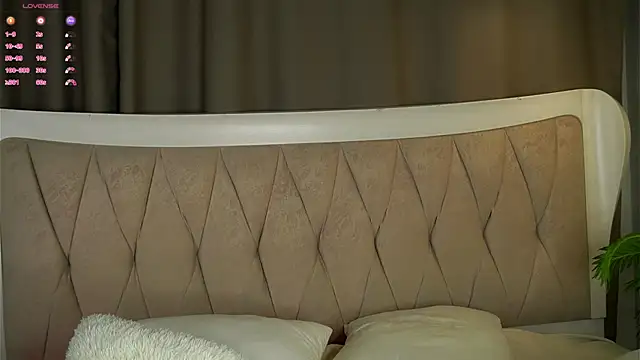 Snapshot of MarciDarugar chatting on 10/08/25, 03:09 MarciDarugar online show from 10/08/25, 03:09