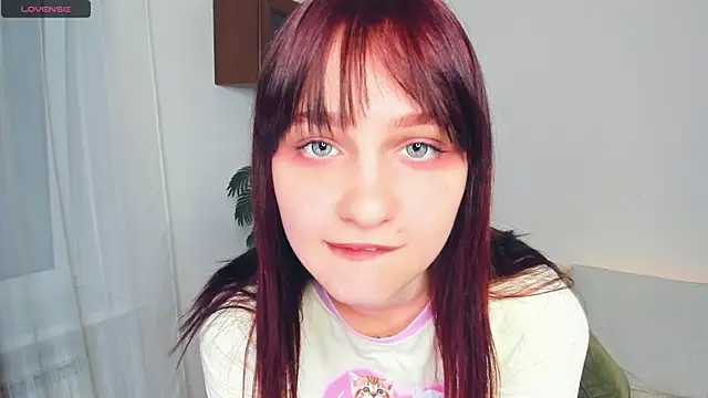 KatyKufel online show from 11/30/25, 06:23