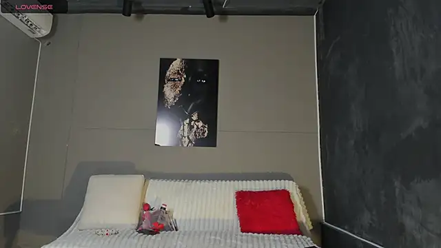 AliceFit 212 online show from 05/06/26, 01:27
