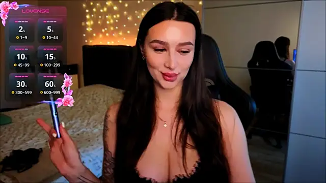 Veronica Larsson online show from 06/11/26, 10:35