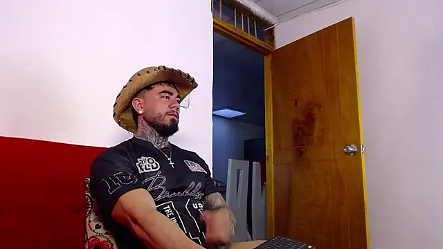 tommyblessd1 online show from 07/06/26, 07:49