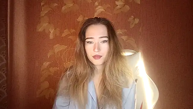 Snapshot of Awora_Wolf chatting on 09/18/25, 08:27 Awora Wolf online show from 09/18/25, 08:27