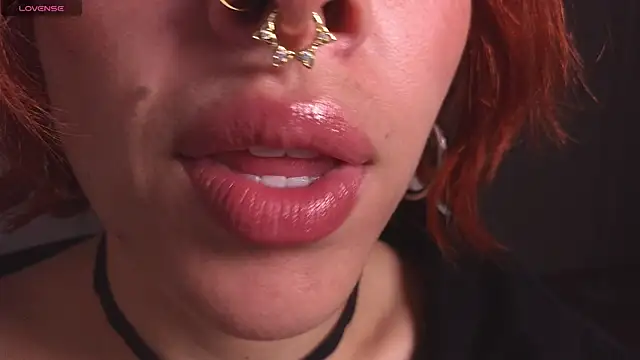 Snapshot of bri_von_dhara__ chatting on 05/29/26, 10:19 bri von dhara online show from 05/29/26, 10:19